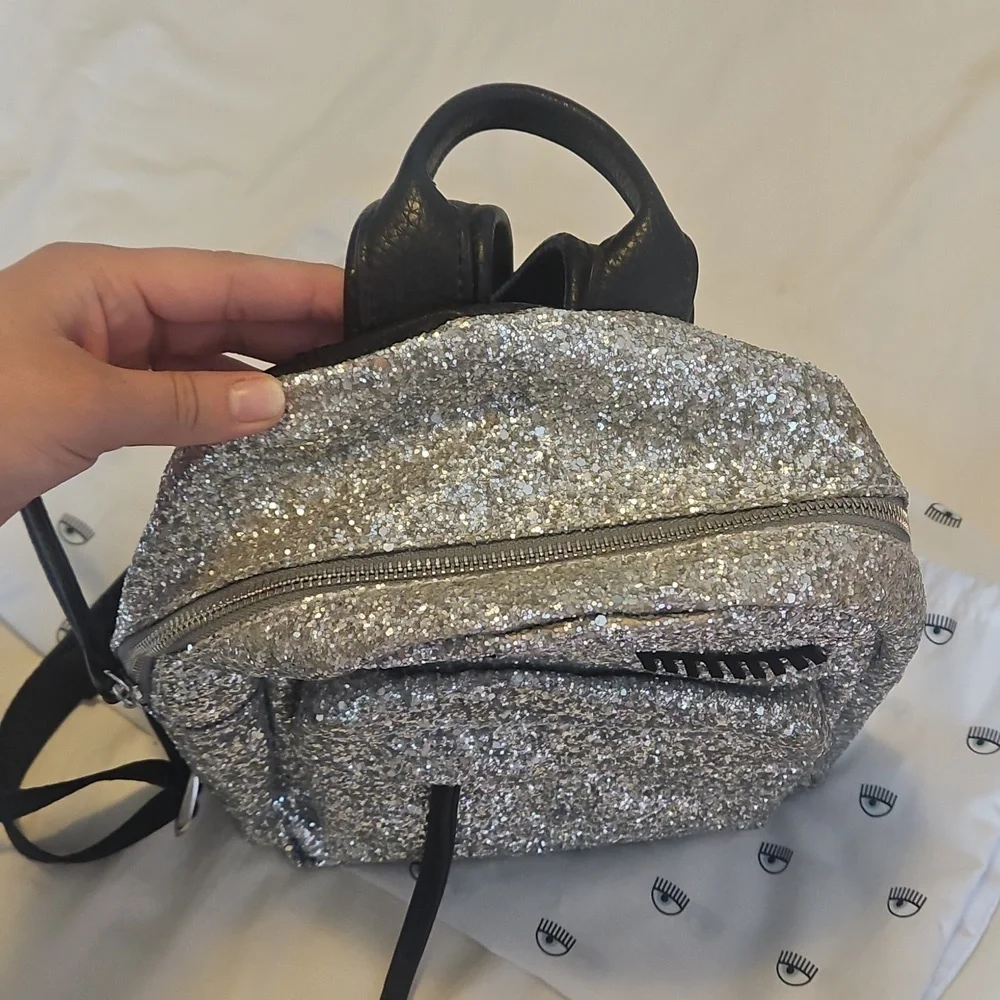 Chiara Ferragni Silver Glitter Eye Backpack - Picture 5 of 14